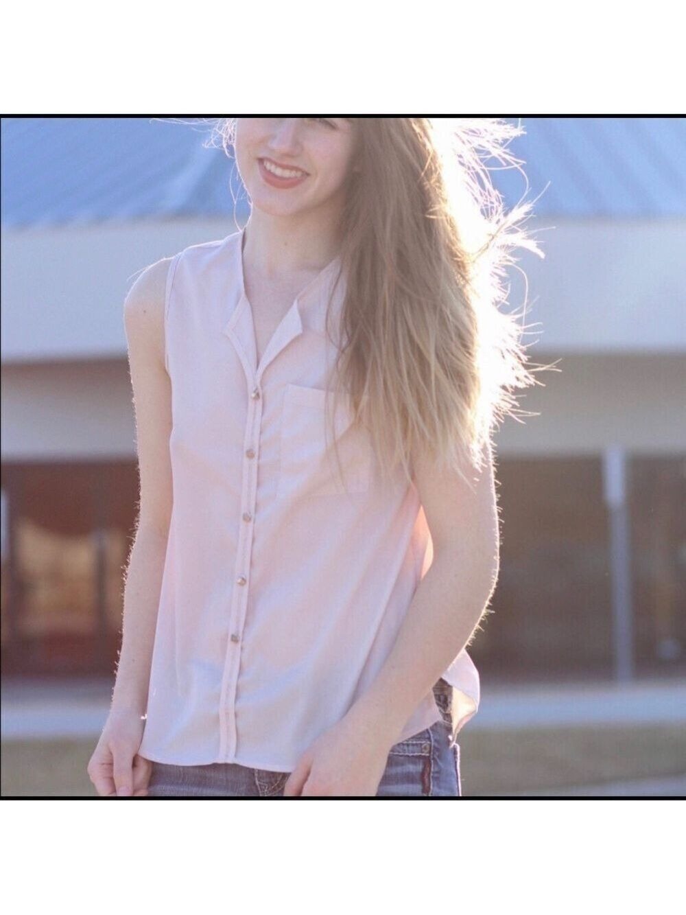FRANCESCA'S COLLECTIONS 𝅺Francesca’s Collections Blushing Sleeveless Blouse